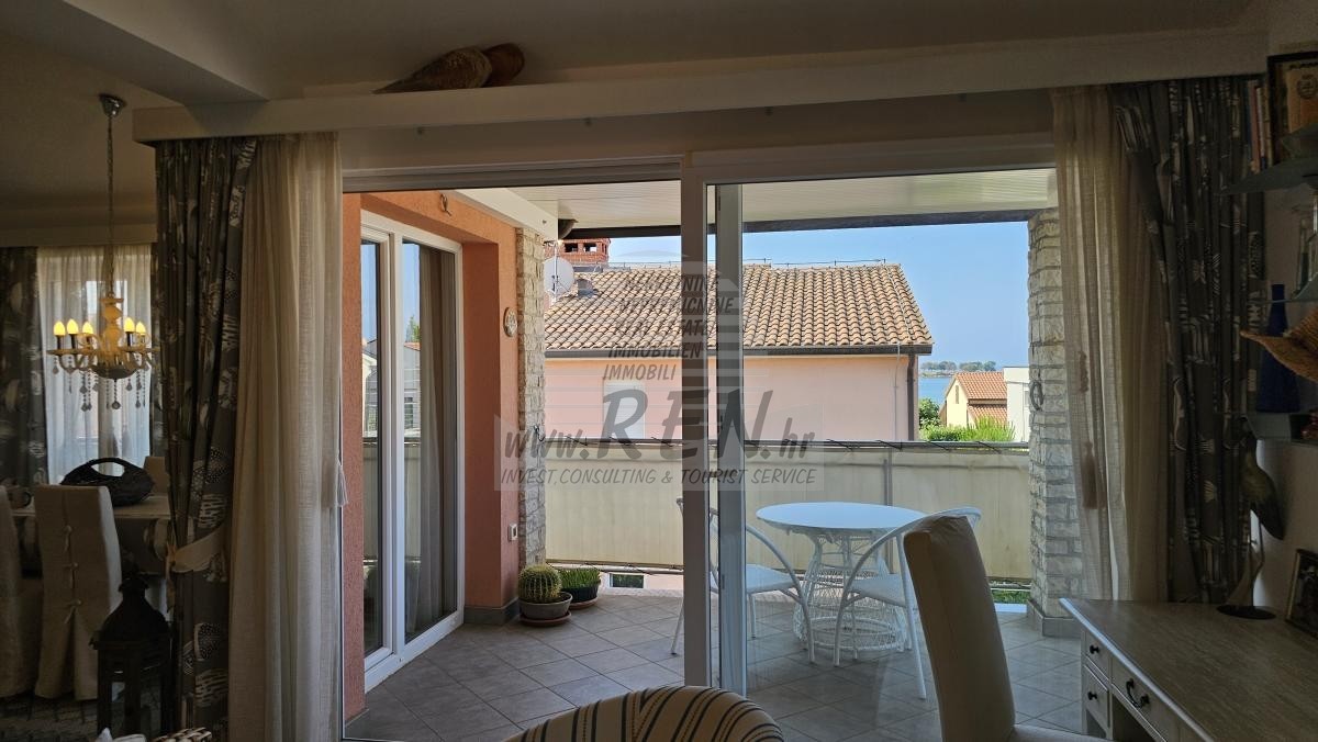Wohnung mit Panoramaterrasse und Meerblick
