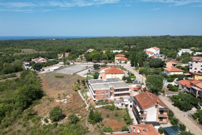 Predivna mala zgrada blizu Umaga - novogradnja