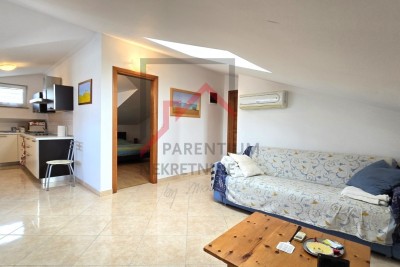 Istrien, Poreč – Ferienwohnung mit Meerblick, 800 m vom Strand entfernt
