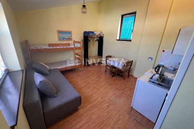 Barbariga, garsonijera sa terasom