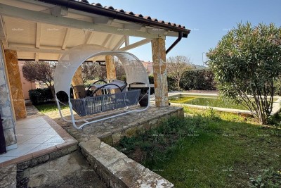 Verkauf - Haus mit Pool in der Nähe des Meeres, Volme, Banjole!