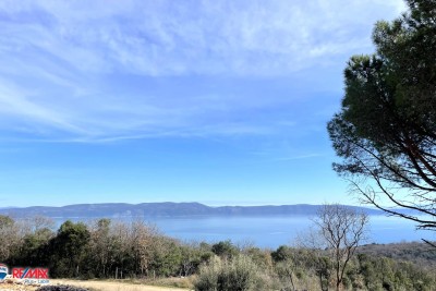 ISTRA, LABIN OKOLICA, ZEMLJIŠTE SA POGLEDOM NA MORE