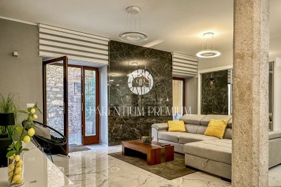 Poreč center - Apartma v pritličju 30m od morja