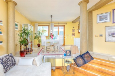 Luxury family house with office space - Pula center