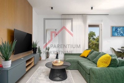 Istria, Poreč - Top-quality apartment on the first floor with terrace and view