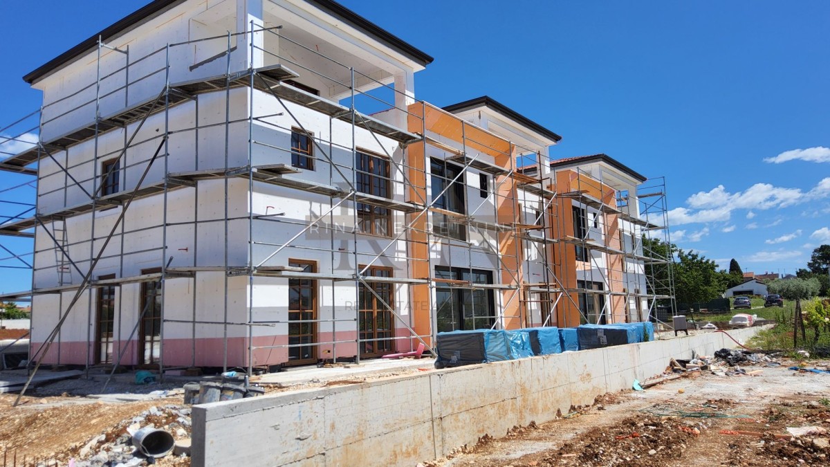 Haus mit Garten in Poreč – 82 m² + 50 m² Garten