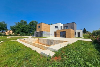 Moderne Villa 7 km von Poreč, Istrien