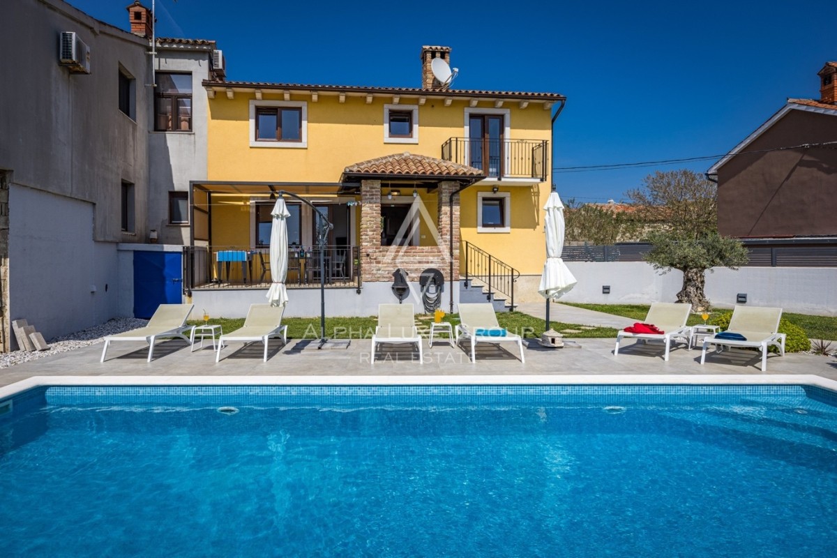 Istrien, Jadreski: Moderne villa mit pool und garten