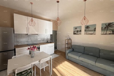Stan mit Terrasse – 100 m vom Meer, Novigrad