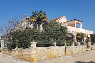 Kuća u Novigradu