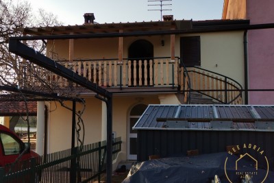 Dvosobno stanovanje v okolici Novigrada