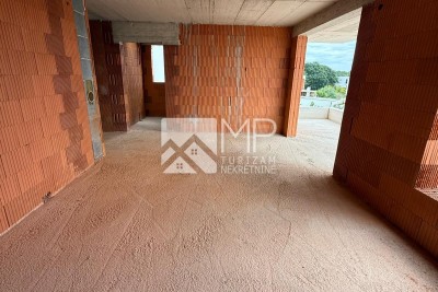 Medulin, NEUBAU, exklusive Wohnung im 1. Stock + 2 Parkplätze