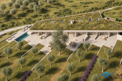 Građevinsko zemljište s građevinskom dozvolom u Grožnjanu