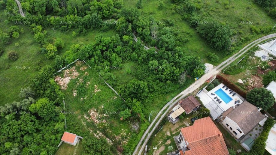 Baugrundstück 1.435 m² in der Umgebung von Sveti Lovreč