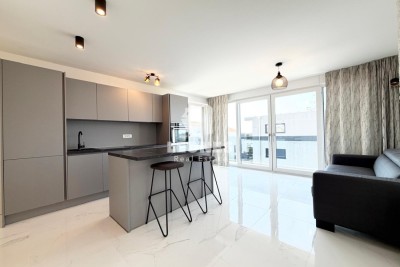 Esclusivo appartamento con vista panoramica sul mare a Novigrad