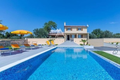 Fažana, Istria: Exclusive Villa with Breathtaking Sea Views and Pool
