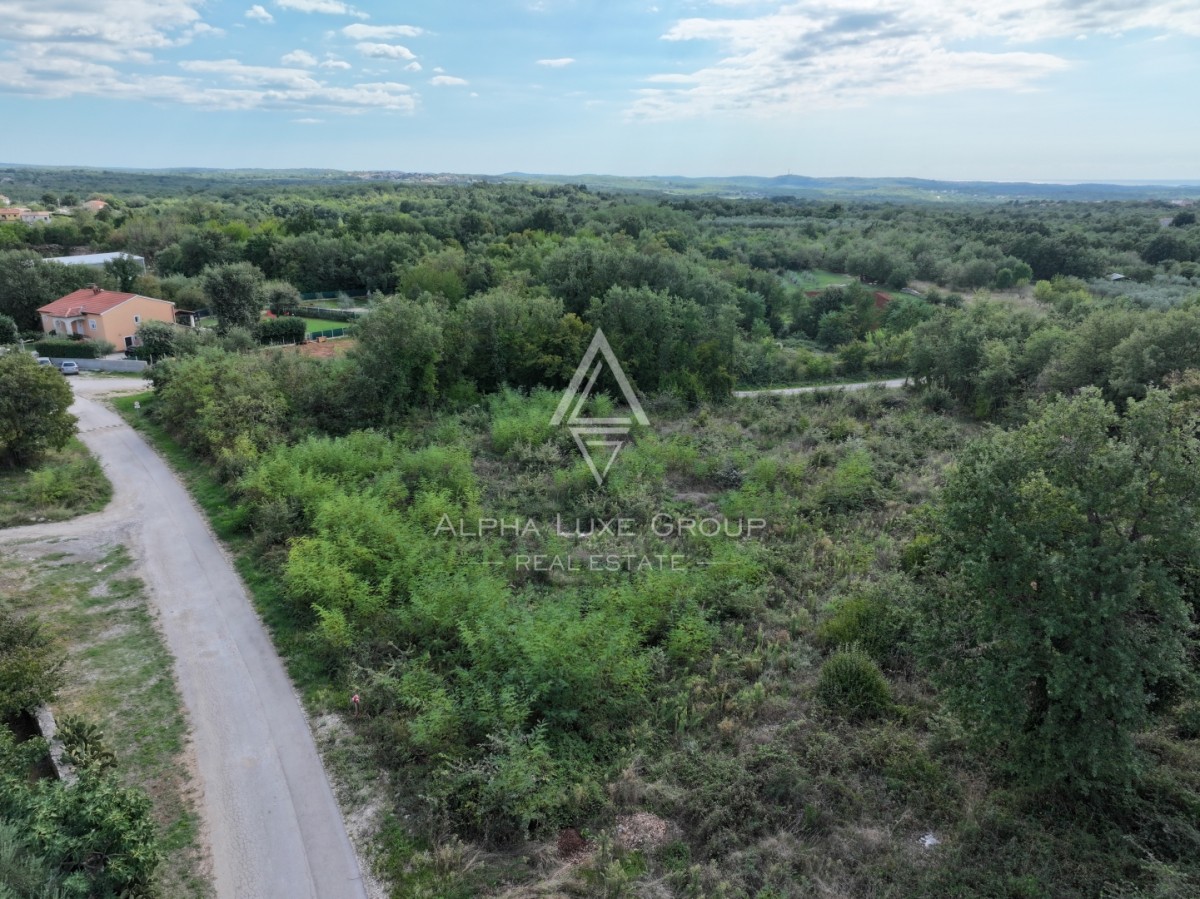 Istrien, Sveti Lovrec: Baugrundstück nahe Porec