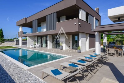 Istra, Krnica: Moderna vila s panoramom mora