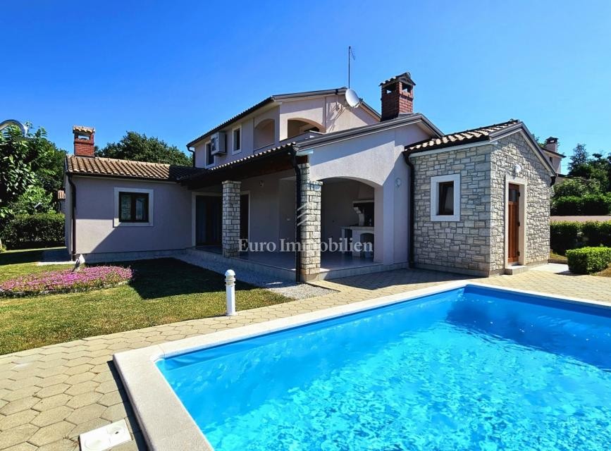 Haus mit Pool und Garten, Sveti Lovreč