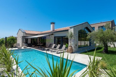 Designer villa near Poreč, 3 km from the sea