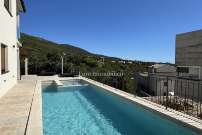 Modern villa with pool and sea view