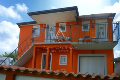 Istrien, Poreč: Schönes haus mit drei wohneinheiten zu verkaufen