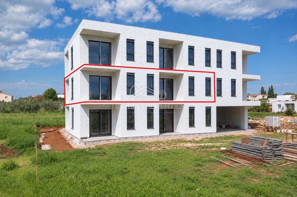 Comfortable apartment with 3 bedrooms, equipped kitchen and 2 terraces