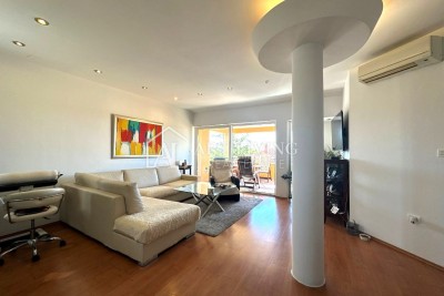 UMAG – SPACIOUS APARTMENT, 118 m², WITH SEA VIEW