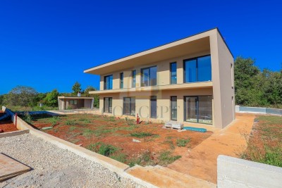 Poreč, Umgebung, Moderne, luxuriöse Villa mit Pool, 12 km vom Meer