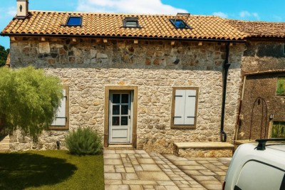 LABIN, SKITAČA, RENOVIRANA KAMENA KUĆA NA MIRNOJ LOKACIJI