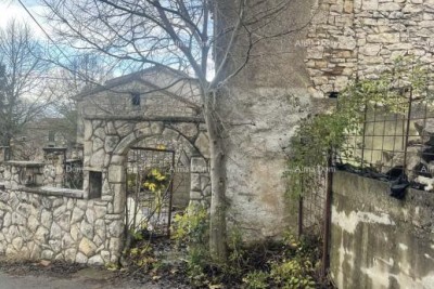 Kamena starina s velikim potencijalom, blizu Labina