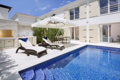 Boutique-Villa mit Pool in der Nähe von Poreč – nahe dem Meer