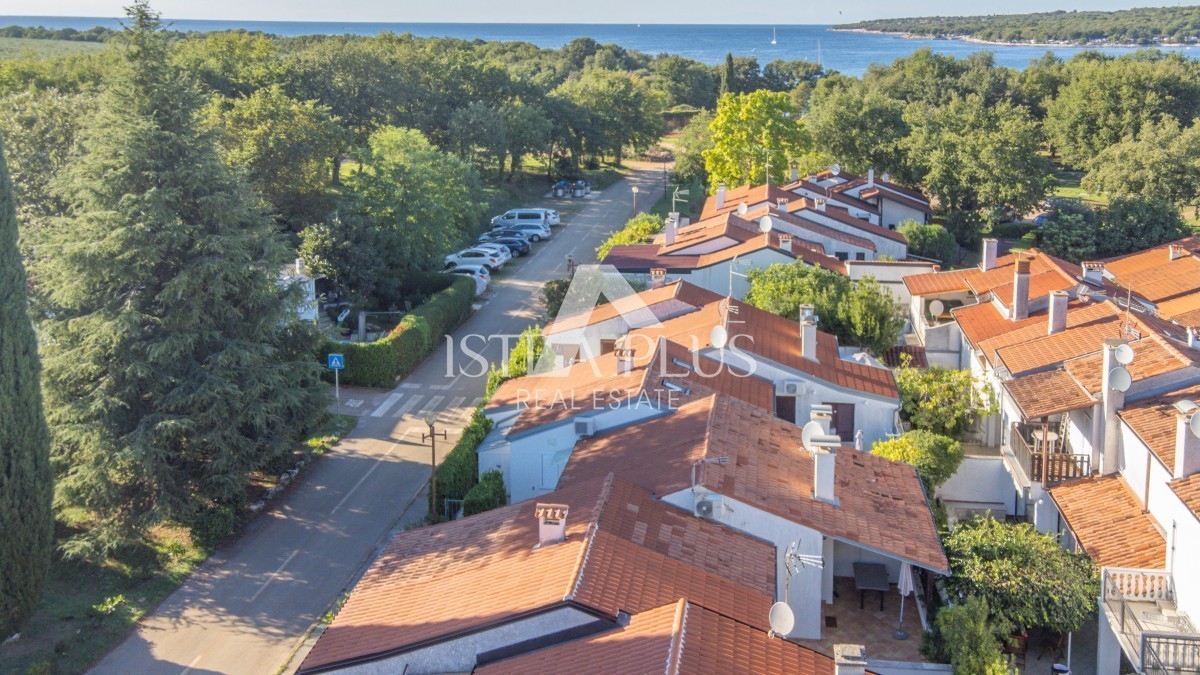 Exklusiv! Červar-Porat / Mediterranes Haus – Erdgeschoss, 200 m vom Meer entfernt, Region Poreč
