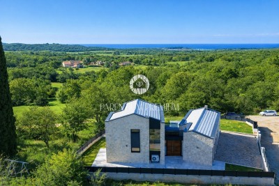 Luxusvilla in der Nähe der Stadt - in Gebäude