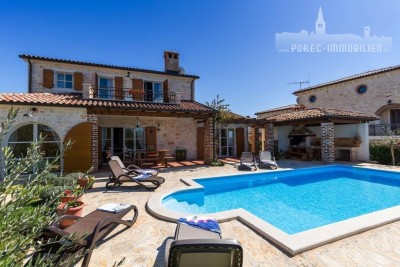 Agency exclusive: beautiful detached villa with a swimming pool and panoramic view of the sea