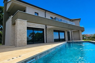 bellissima villa a Kaštelir