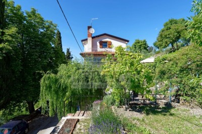 Kuća u okolici Buja