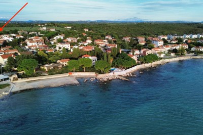 UMAG, ZAMBRATIJA, GRAĐEVINSKO ZEMLJIŠTE SA PRAVOMOĆNOM GRAĐEVINSKOM DOZVOLOM SAMO 250 METARA OD PLAŽE I MORA