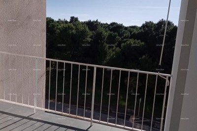 Vendita - appartamento con vista mare - a due minuti dalla passeggiata Lungomare, Pola!