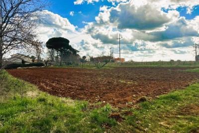 KAŠTELIR, PRODAJE SE GRAĐEVINSKO ZEMLJIŠTE