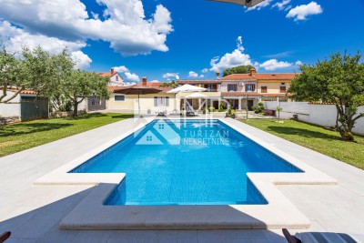 Prostrana kuća u Hreljićima, Istra: udobnost, bazen i investicijska prilika