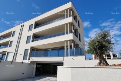 Casa di lusso con appartamenti separati e vista mare, Medolino!
