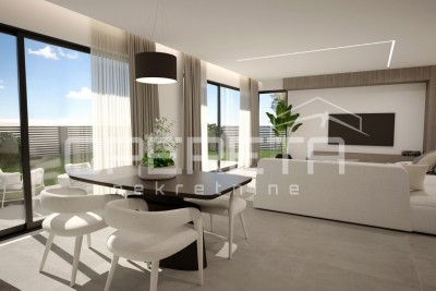 Istra, Rovinj, vrhunski dvosoban stan sa vrtom na traženoj lokaciji