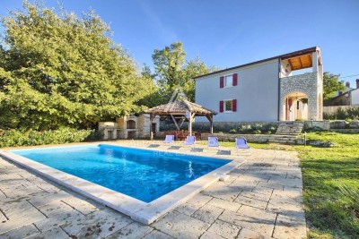 Istrien, Poreč Umgebung, Rustikale istrische villa mit pool und großem garten zu verkaufen