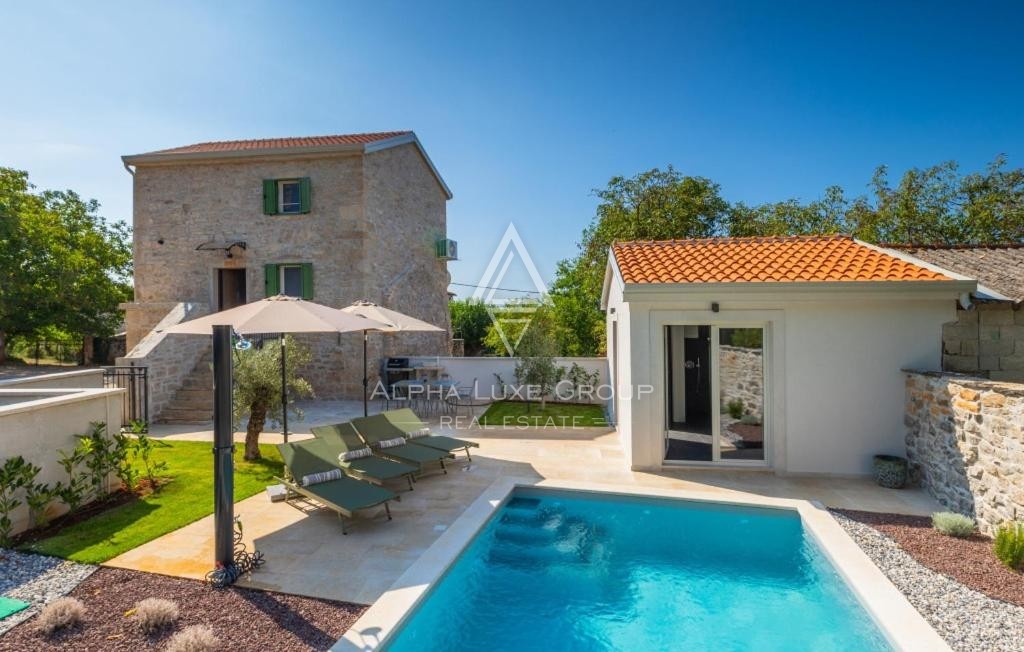 Istrien, Višnjan, Steinvilla mit Pool und Wellness