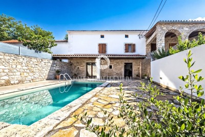 Authentic Istrian Stone House with Pool and Mediterranean Charm