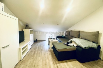 Pula, renovierte Wohnung über der Arena im 2. Stock, 48 m²