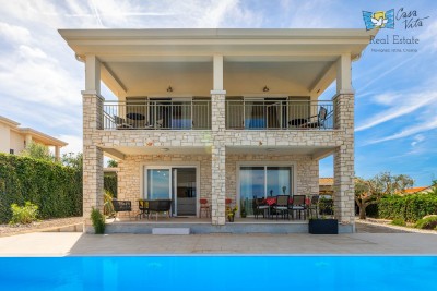 ISTRA, NOVIGRAD - Mediteranska hiša s čudovitim pogledom na morje!