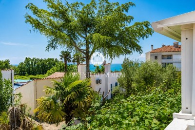 Novigrad area, terraced house 300 m from the sea