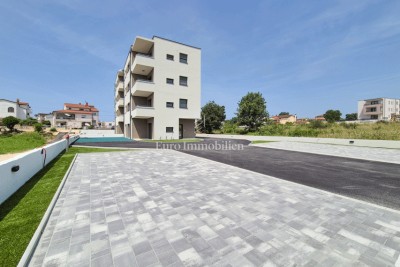 Tar – Ground-floor apartment with a yard